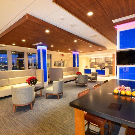 Holiday Inn Express & Suites Toledo South - Perrysburg By Ihg Экстерьер фото